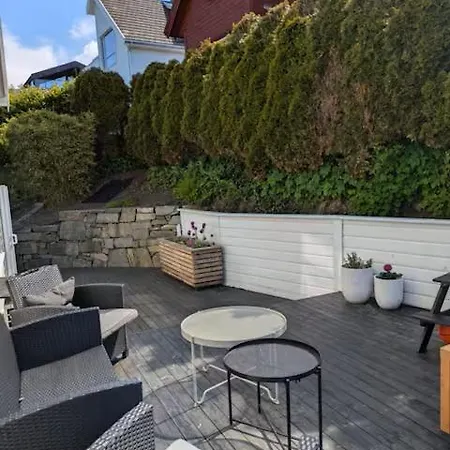 Willa Ons 2026, Modern With A Great View